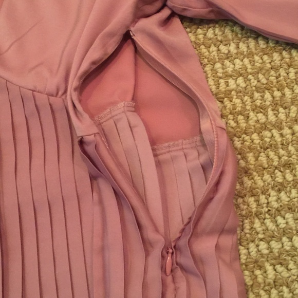 Lovers + Friends Fain Top in Orchid Small - Picture 4 of 8